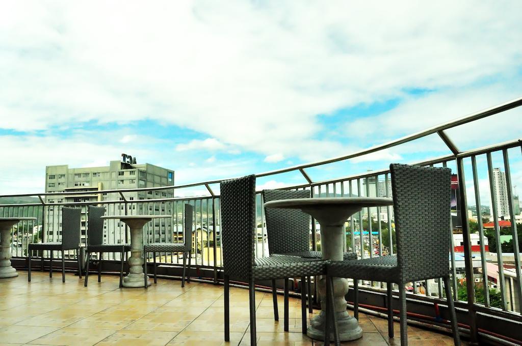 GV Tower Hotel Cebu Stadt Exterior foto