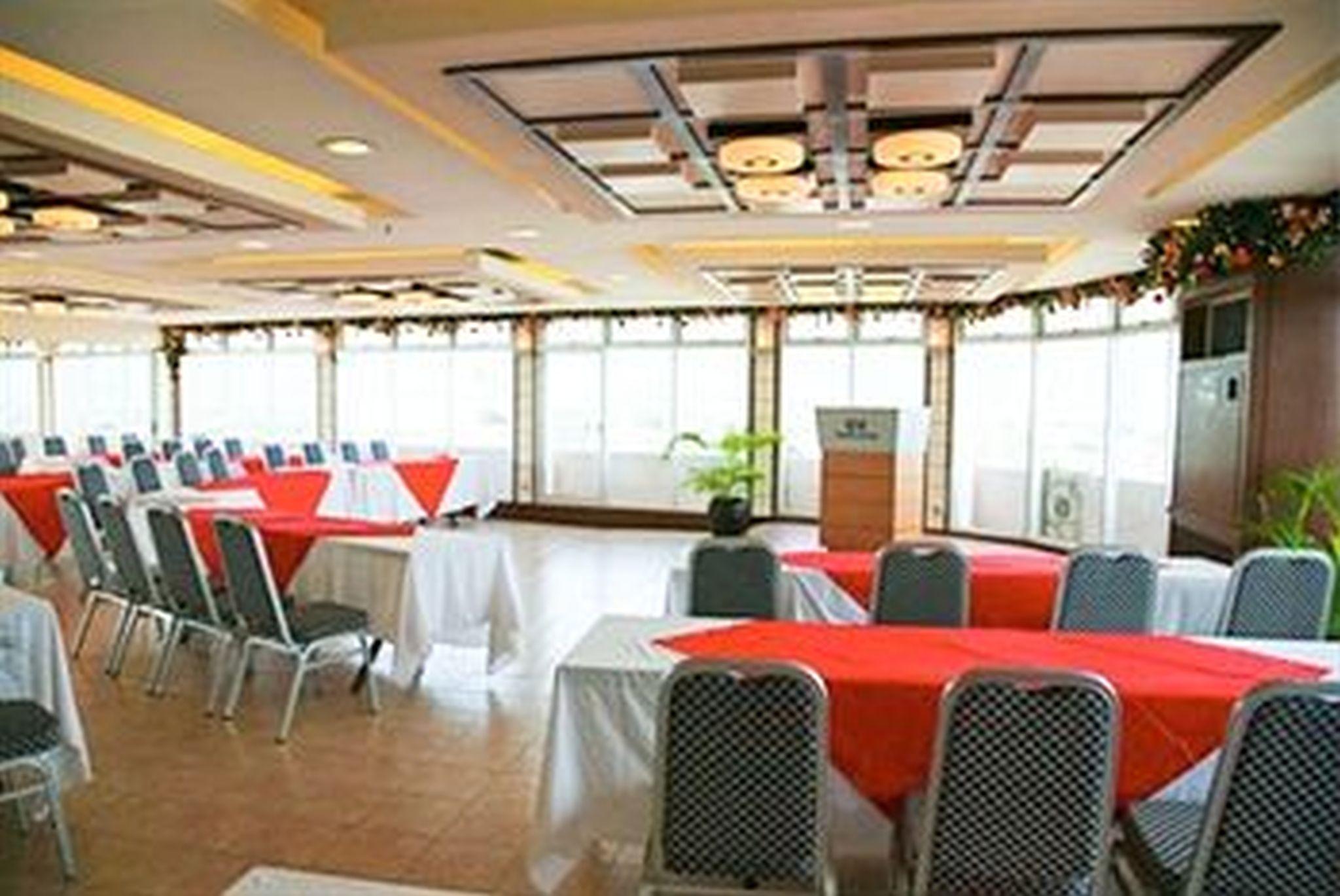 GV Tower Hotel Cebu Stadt Exterior foto