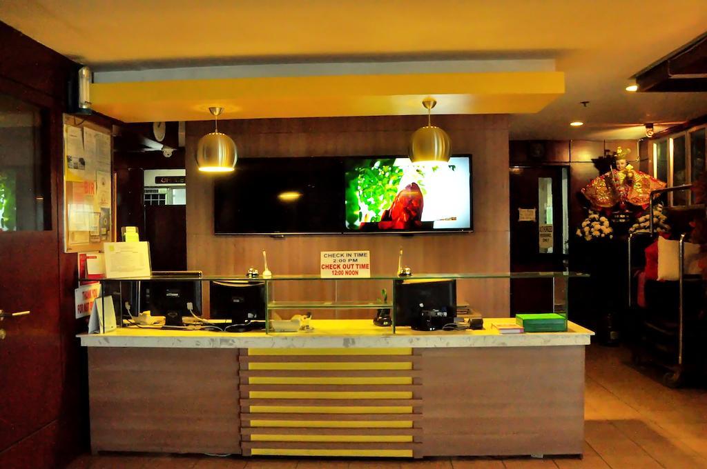 GV Tower Hotel Cebu Stadt Exterior foto